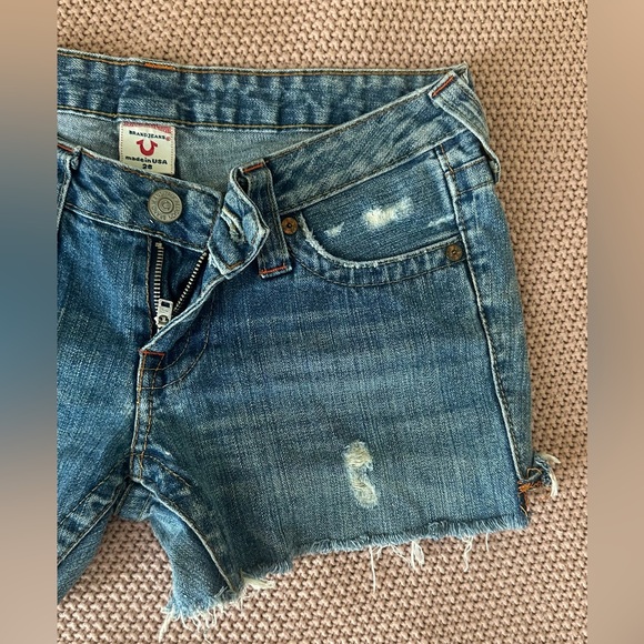 True Religion Buddha Shorts in Size 28 - Picture 6 of 6